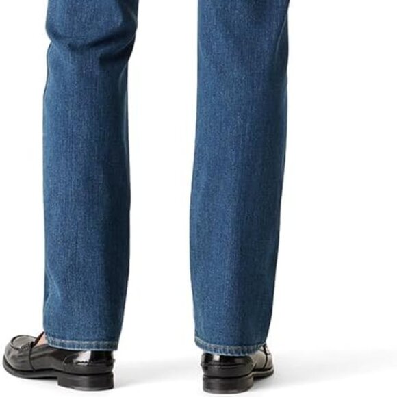 NWOT Women's Levi’s Signature Modern Straight Jeans size 31/30 - Picture 5 of 5